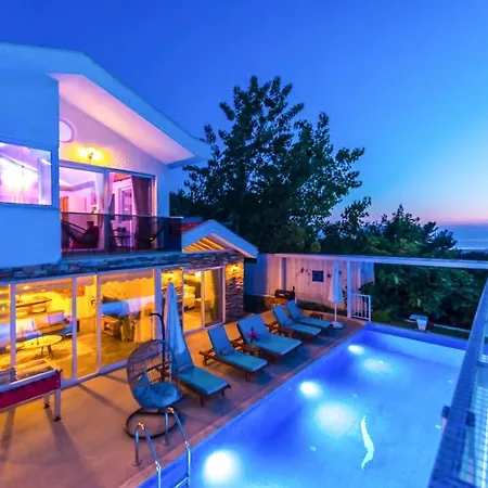 Islamlar Sleeps 6 With Pool Air Con And Wifi Вилла